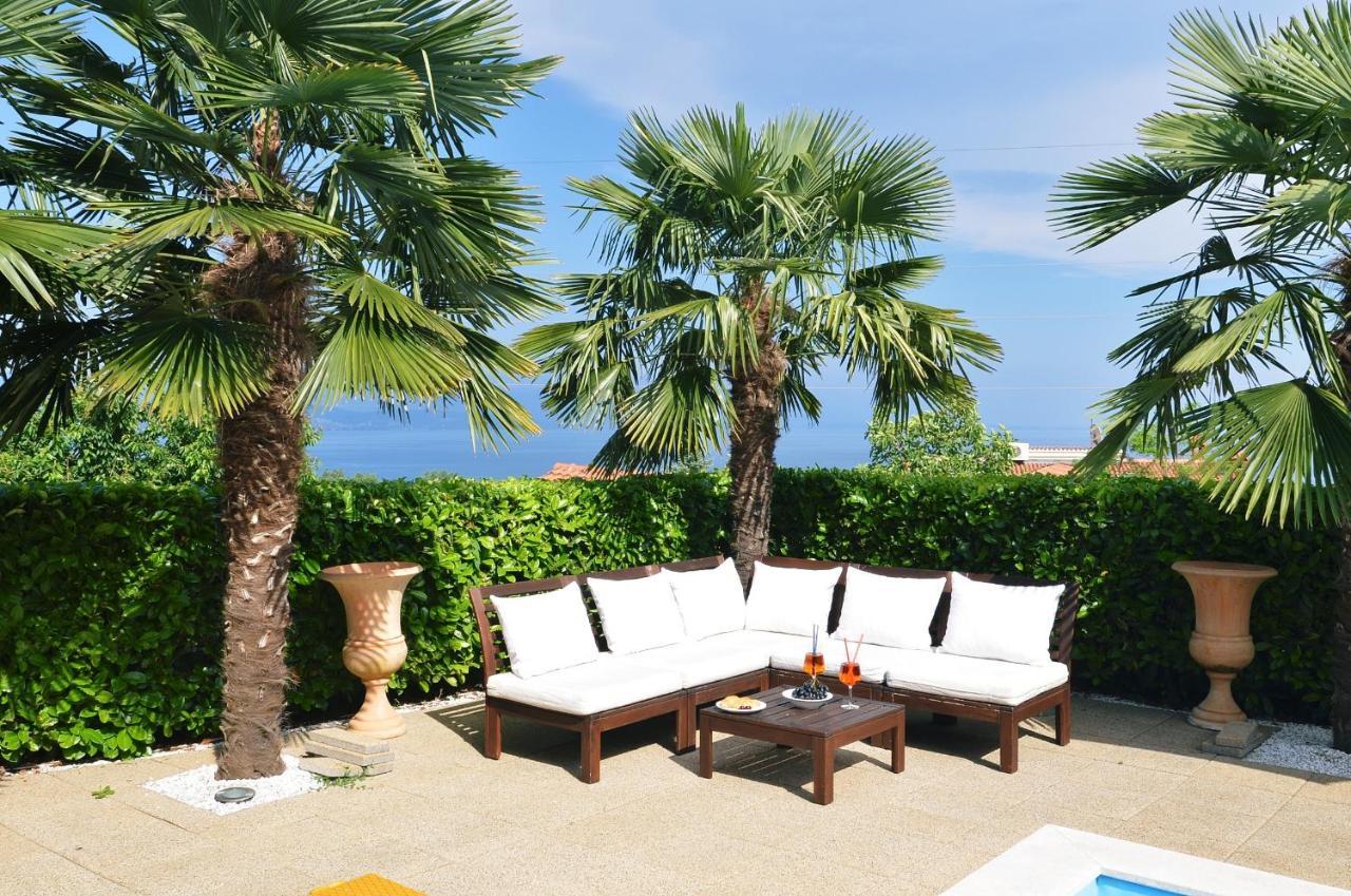 Apartments Villa Chiara Opatija Ičići Buitenkant foto