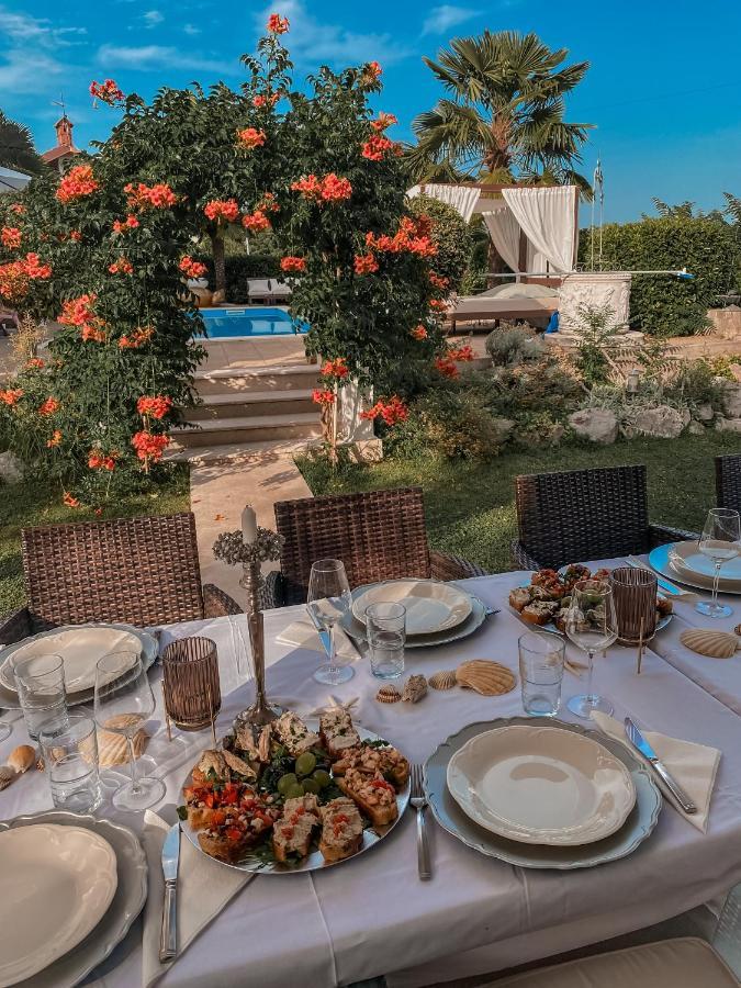 Apartments Villa Chiara Opatija Ičići Buitenkant foto